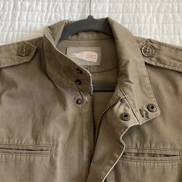 Jacket - Picture 5 of 9